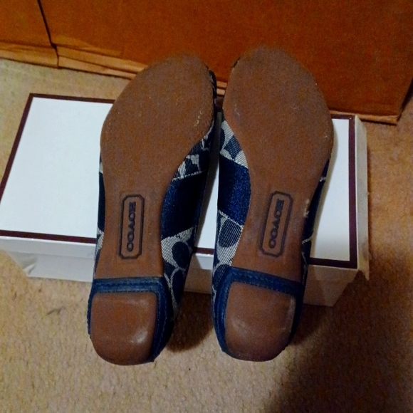 Coach Josie Flat - Picture 4 of 4